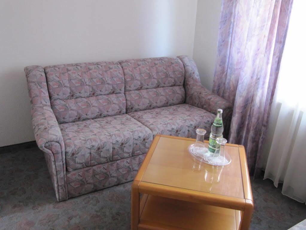 Hotel Am Markt Eckartsberga Екстер'єр фото
